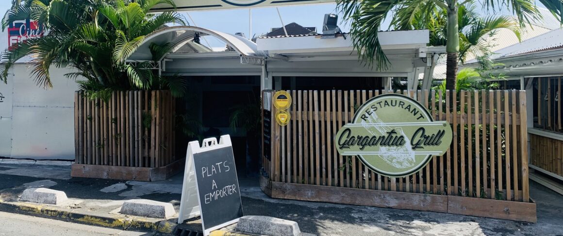 Restaurant Gargantua Grill, la Marina de Bas-du-Fort, Le Gosier. Le 2 juin, les restaurants réouvrent après être restés fermés pendant le confinement