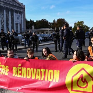 En Europe, des musées aux autoroutes, les nouveaux activistes climatiques imposent le débat