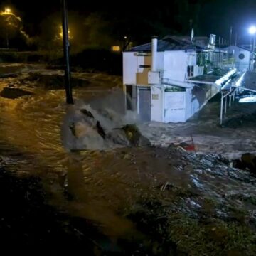 La tempête tropicale Philippe, qui a frôlé la Guadeloupe le 3 octobre 2023, a provoqué des inondations généralisées sur l'archipel