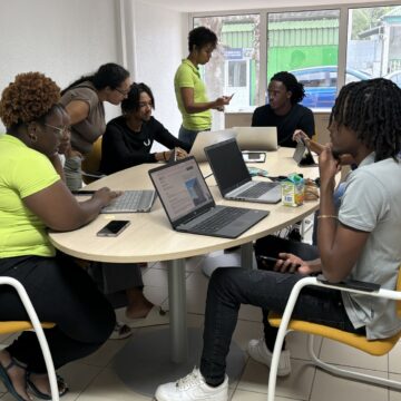 Une mobilisation limitée lors de la première journée des ateliers parcoursup du Crij Guadeloupe, jeudi 22 février 2024 à la Maison de l'insertion de la cohésion sociale à Petit-Bourg. Photo : FB Petit-Bourg