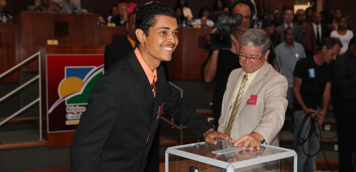 Cédric Cornet est élu conseiller régional de Guadeloupe en 2010.