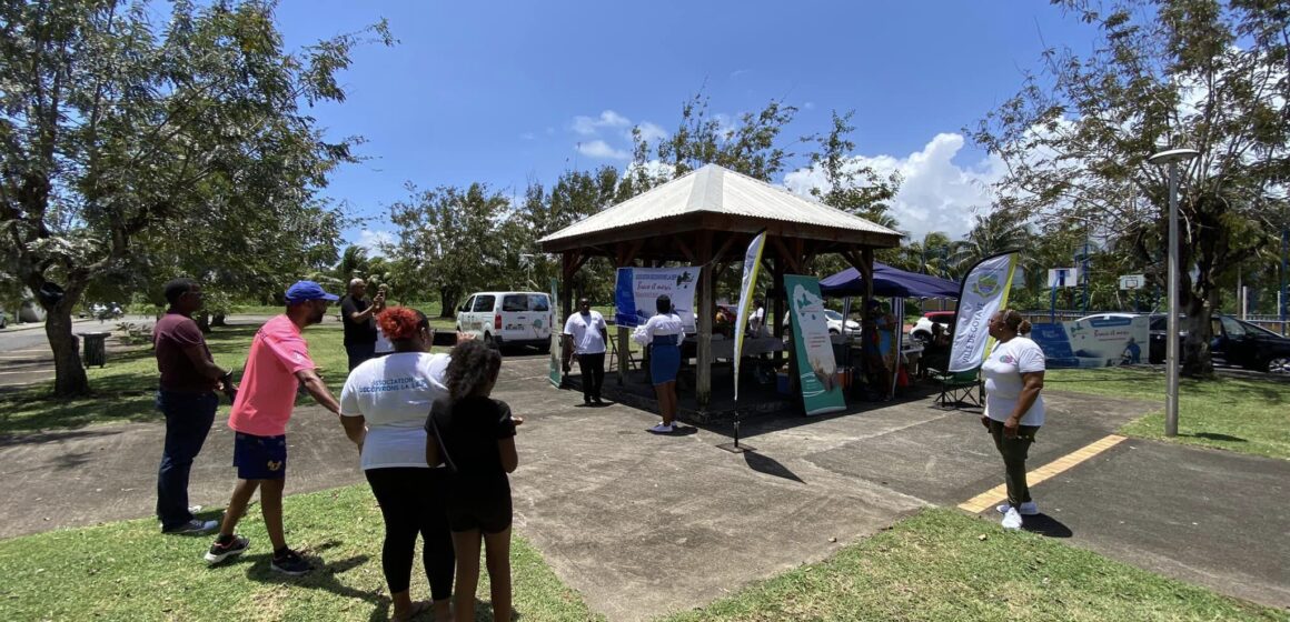 L'association « Découvrons la Sep » a déployé sa caravane à Goyave ce samedi 13 avril. Photo : Goyave