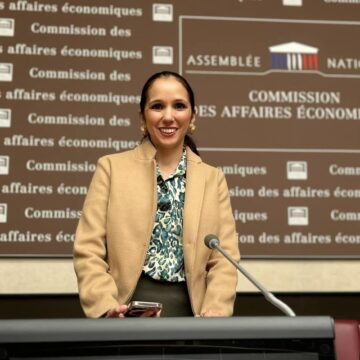 La commission des affaires économiques de l’Assemblée nationale a adopté à l’unanimité le 22 mai la proposition de Karine Lebon, députée réunionnaise Gaude démocrate et républicaine, de création d’une commission d’enquête sur la crise du logement social qui frappe les départements d’Outre-mer. Photo : FB Karine Lebon, députée de La Réunion